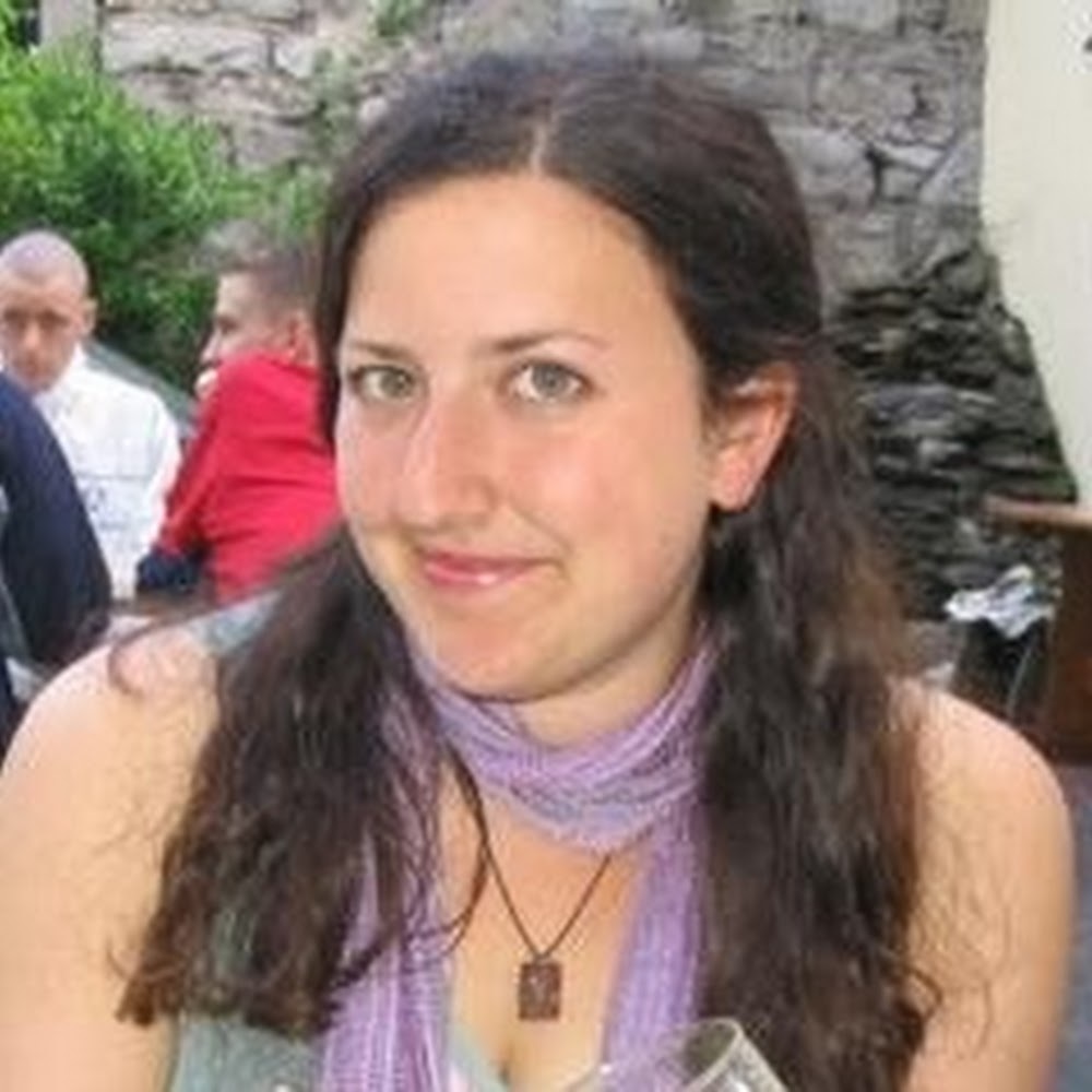 Meet your Posher, Alissa